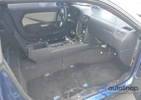 2011 Dodge Challenger Srt8 from USA, damaged, VIN 2B3CJ7DJ2BH501588